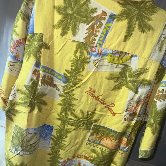 TOMMY BAHAMA Size Medium 100% Silk Yellow Mens California Beaches Hawaiian Shirt - Picture 5 of 5